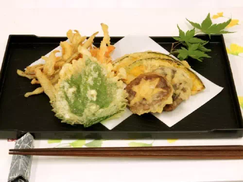 Private Sushi and Tempura Cooking Lesson at Tokyo