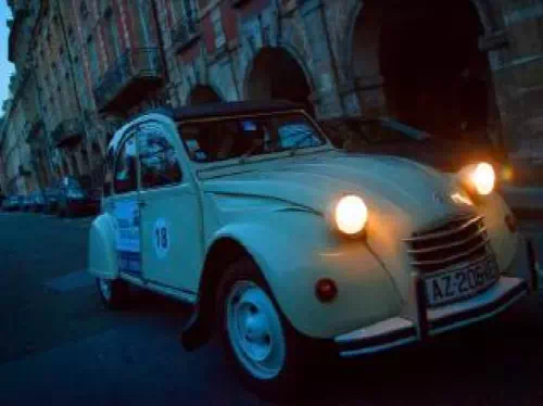 Paris Night Private Tour in the French Citroen 2CV