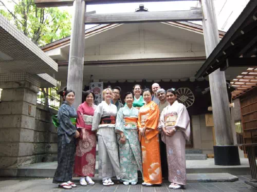 Private Kimono Dressing Experience with Photo Sessions in Tokyo