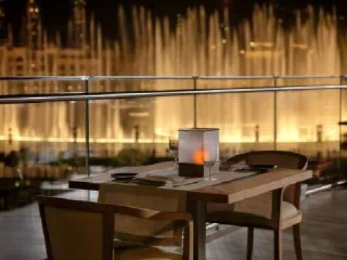 Private Dubai, Abu Dhabi Tour with Burj Khalifa Tickets and Fountain Show Dinner