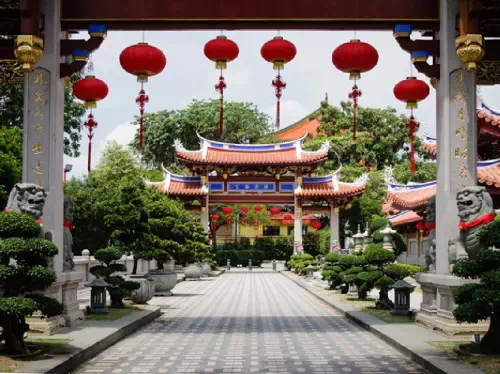 Singapore Feng Shui Half Day Tour of Ancestral Heritage Sites