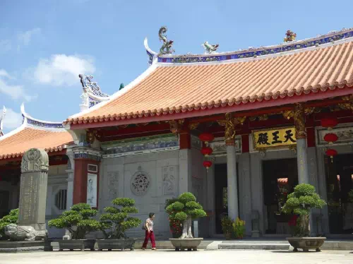 Singapore Feng Shui Half Day Tour of Ancestral Heritage Sites