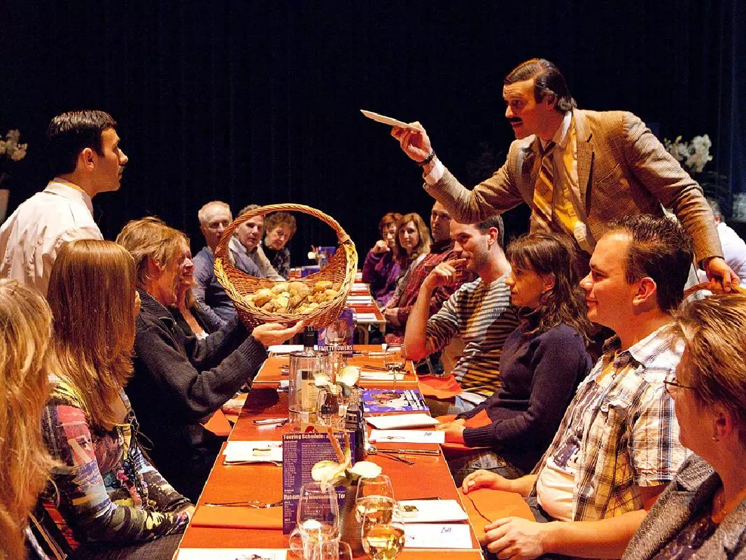 Faulty Towers Dining Experience: London Discount Theatre Tickets 