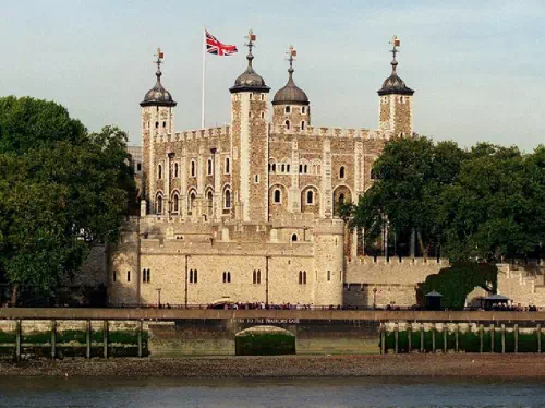 London Highlights Tour with River Thames Cruise and Tower of London VIP Access