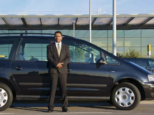 London Stansted Airport (STN) to London City Hotels Shuttle Transfer