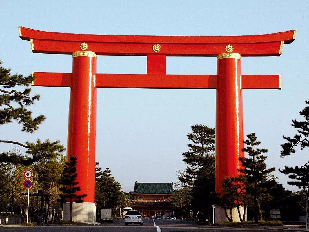 Tokyo to Kyoto Round-Trip Nozomi Shinkansen Tickets with 1-Night Hotel Stay