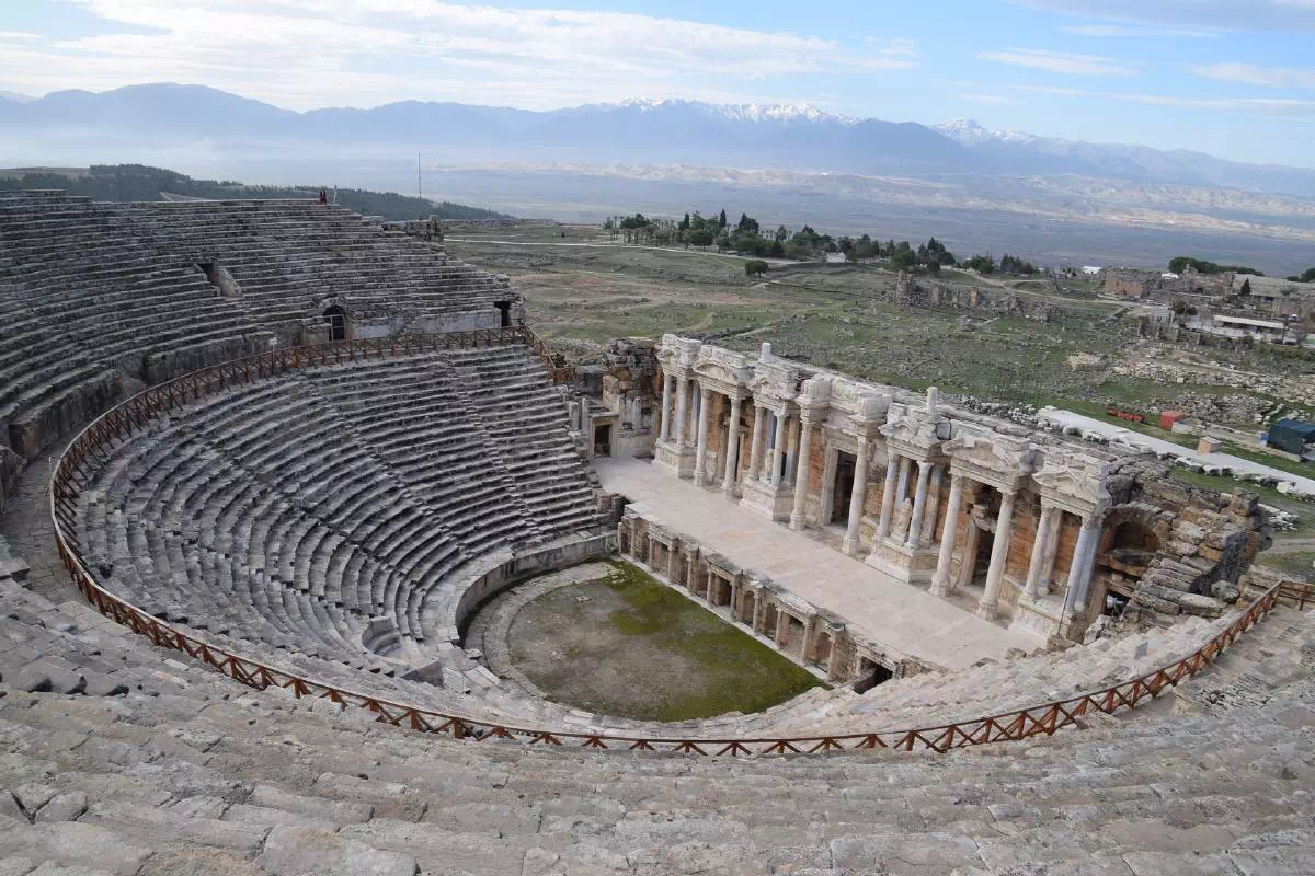 Pamukkale Day Tour with Lunch and Round Trip Flights from Istanbul