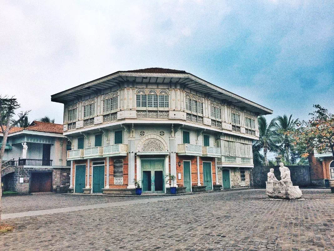 Bataan Las Casas Filipinas de Acuzar Full Day Heritage Tour from Manila