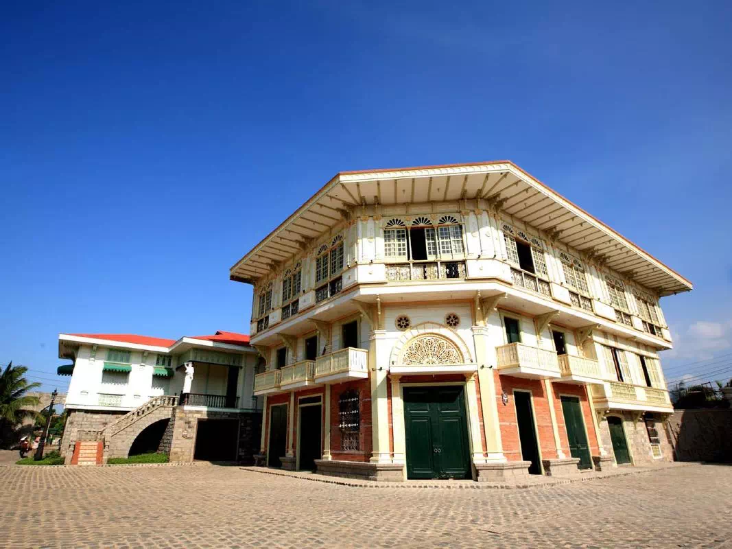 Bataan Las Casas Filipinas de Acuzar Full Day Heritage Tour from Manila