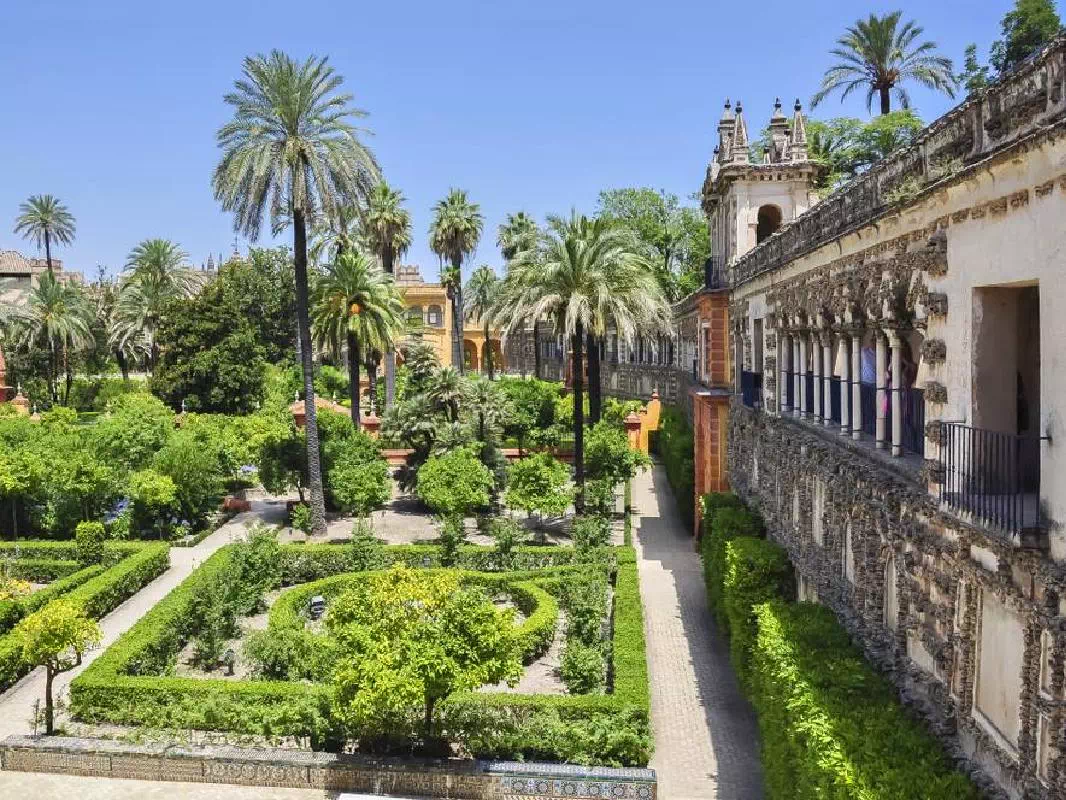 Sevilla, Alcázar, Cathedral and La Giralda Guided Tour