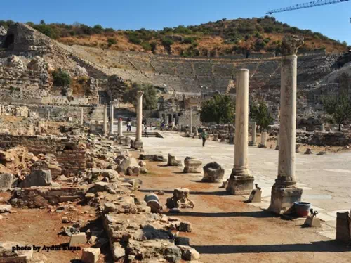 Ephesus Day Tour with Lunch and Return Flights from Istanbul