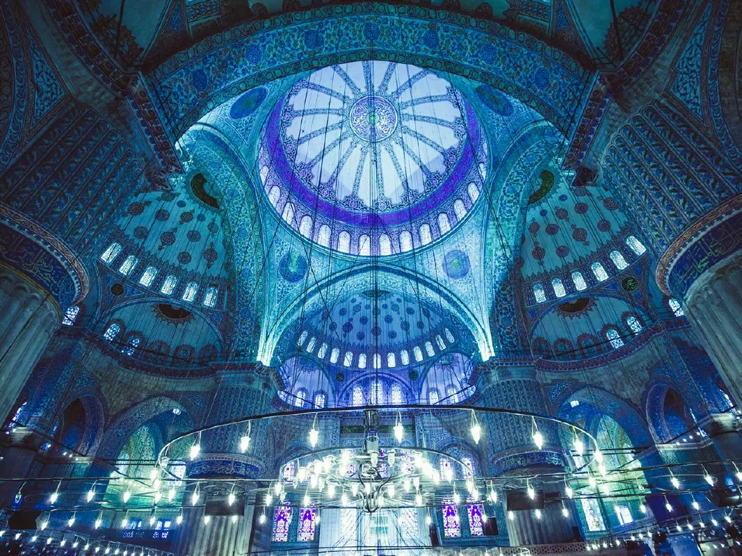 Morning Istanbul Historical Tour to Blue Mosque and Grand Bazaar
