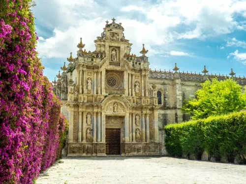 Jerez and Cadiz Full Day Tour from Seville with Wine Tasting