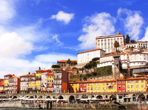 Porto Open Top Bus Tour with 6 Bridge Cruise and Calem Port Wine Cellars Visit