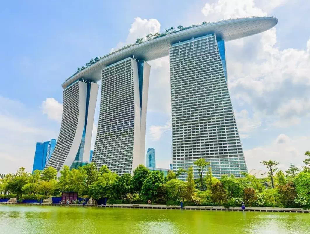 Marina Bay Sands SkyPark Entry with Singapore Hop On Hop Off Bus Ticket
