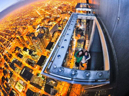 Skydeck Chicago & The Ledge Admission at Willis Tower
