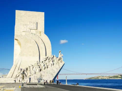 Lisbon Hop on Hop off Open-Top Bus Tours with River Cruise and Tramcar Ride