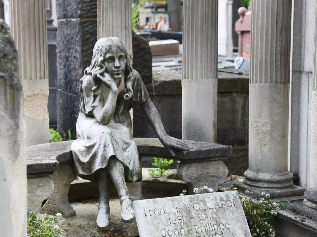 Famous Graves of Paris Walking Tour at Pere Lachaise Cemetery