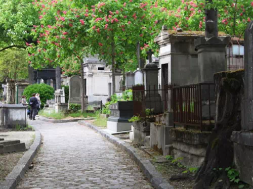 Famous Graves of Paris Walking Tour at Pere Lachaise Cemetery