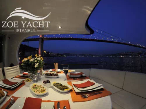 Istanbul Bosphorus Dinner Cruise by Private Yacht