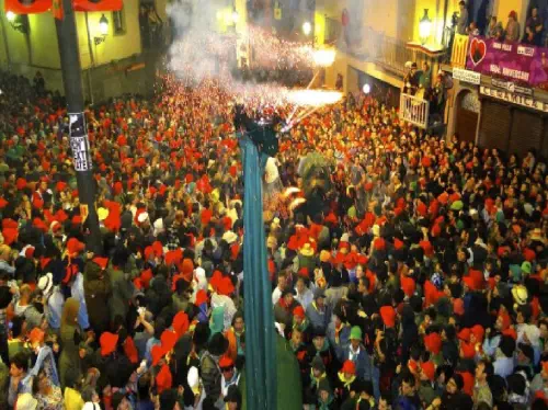 Local Festival and Correfoc Fire Run Small Group Tour from Barcelona