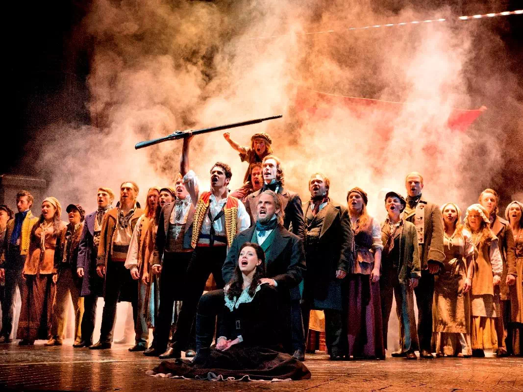 Les Miserables: Book London West End Discount Musical Theater Tickets
