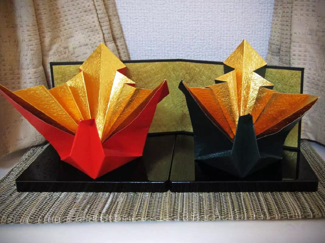 Origami Paper Folding and Furoshiki Cloth Wrapping Class in Tokyo