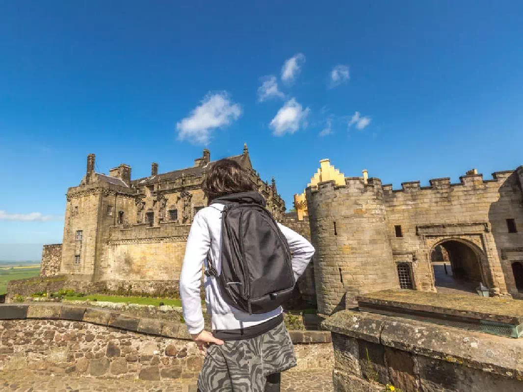 Loch Lomond and Stirling Castle Tour with Whiskey Distillery Visit from Glasgow