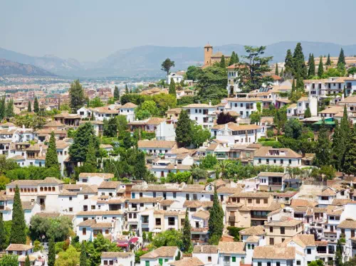 2-Day Granada Excursion from Seville with Alhambra Visit and Hotel Accommodation