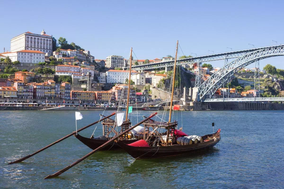 6-Day Premium Tour of Northern Portugal from Lisbon with Accomodation