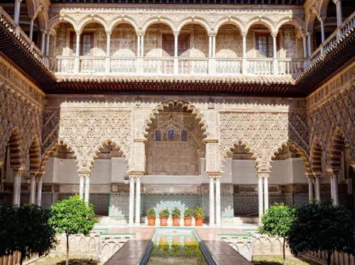 Alcazar of Seville Guided Tour with Skip the Line Entry Tickets