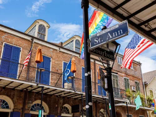 New Orleans Guided Sightseeing Bus Tour and Steamboat Natchez Jazz Cruise