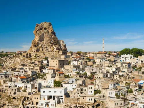 Cappadocia 2-Day Tour from Istanbul with Round-trip Flight and Accommodation