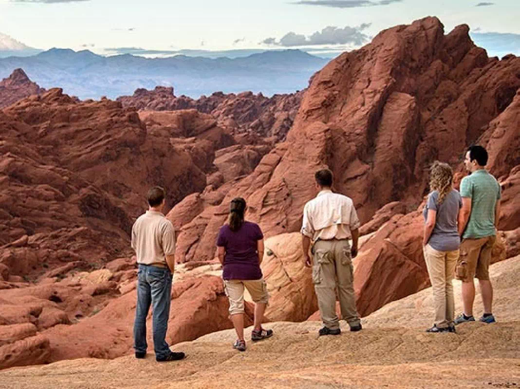 Valley of Fire State Park Adventure Tour from Las Vegas with Lunch