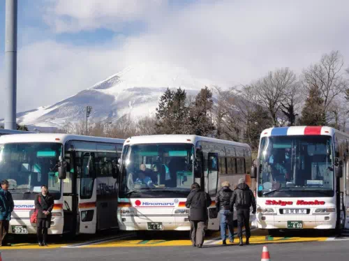 Mt. Fuji Tour from Tokyo with Lake Ashi Cruise and Hakone Ropeway Ride