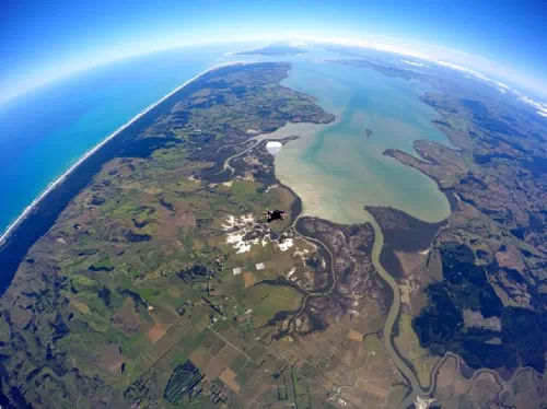 Tandem Skydiving Adventure in Auckland