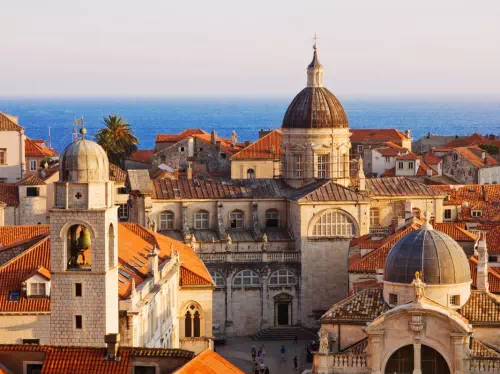 Dubrovnik Food and Walking Tour with Wine Tasting 