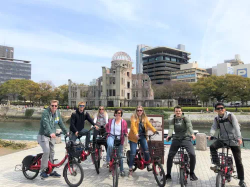 Hiroshima Castle & Peace Memorial Park Cycling Tour with English-Speaking Guide