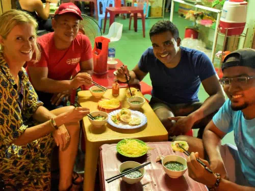 Evening Nha Trang Small Group Food Tour with Local Guide
