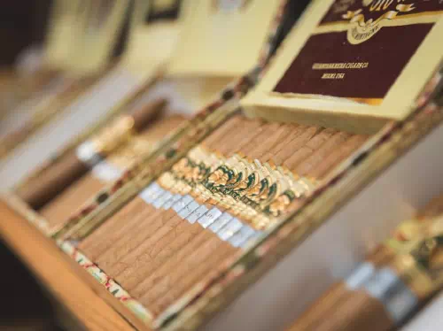 Miami Little Havana Guided Walking Tour with Cigar Factory Visit