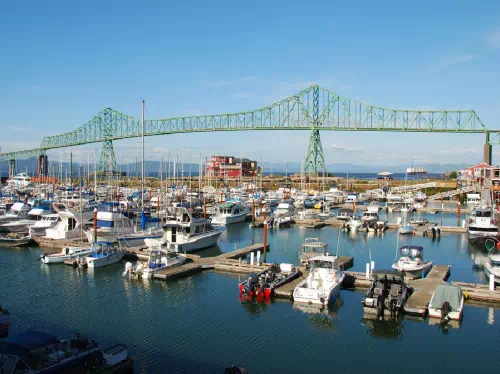 Oregon Coast Full Day Sightseeing Tour from Downtown Portland