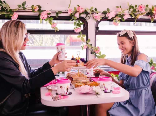 London Afternoon Tea Bus Tour on a Vintage Double Decker