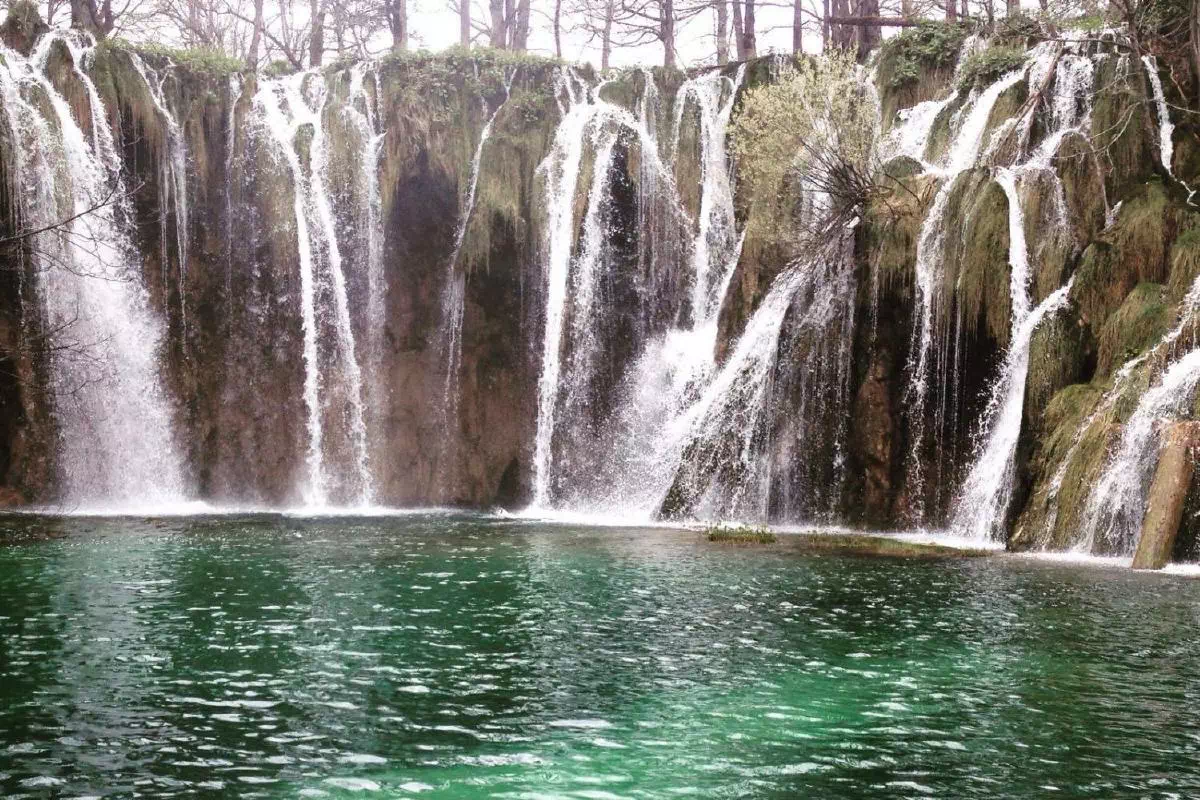 Plitvice Lakes National Park Full Day Tour from Split or Trogir