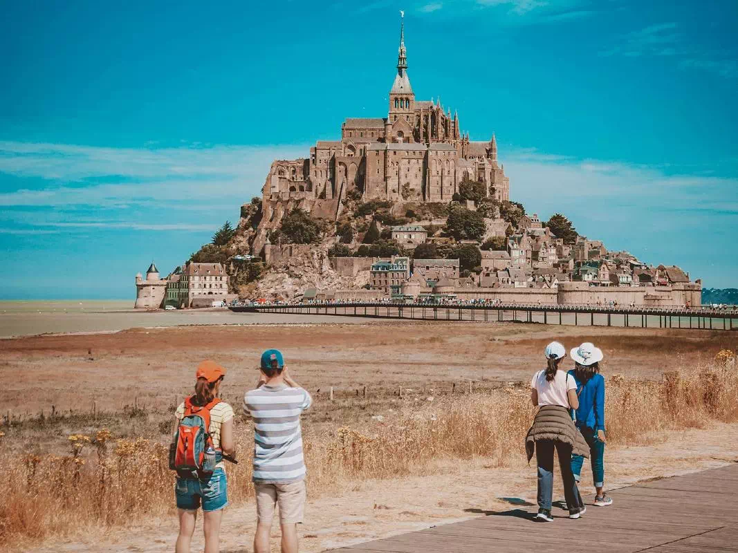 Skip-the-Line Mont Saint-Michel Abbey Ticket with Transportation and Audio Guide