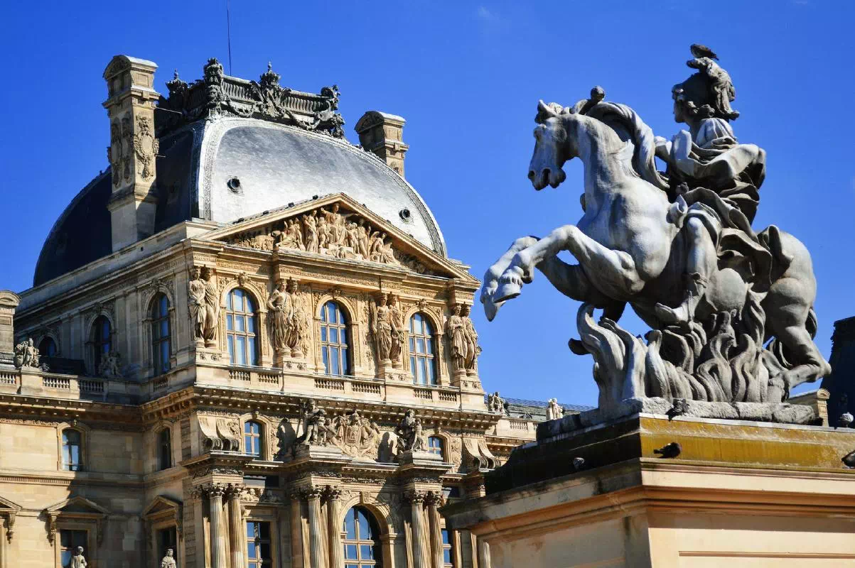 Paris City Tour by Panoramic Coach with Audio Guide