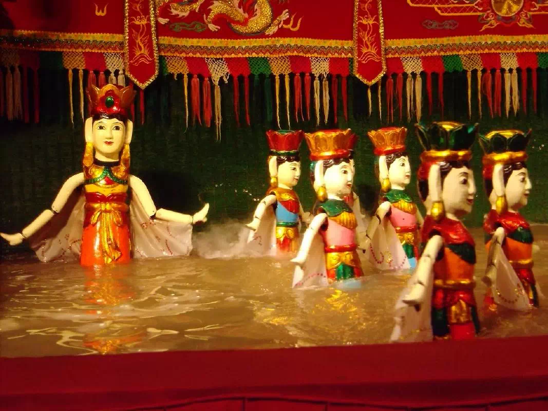 Private Cultural Hanoi Tour with Green Car Ride and Water Puppet Show