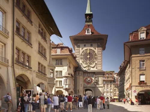Bern Small Group Tour from Lucerne with Cheese and Kambly Biscuits Tasting
