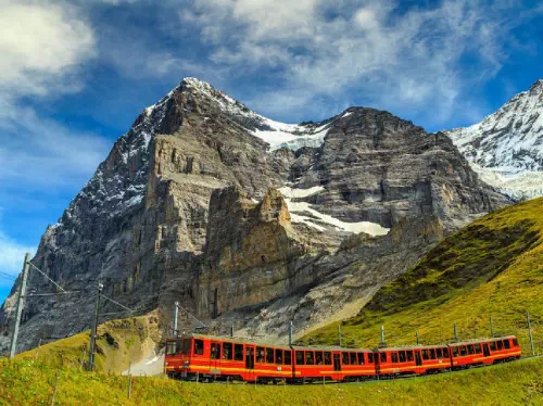 Jungfraujoch Day Trip from Zurich with Cogwheel Train Tickets