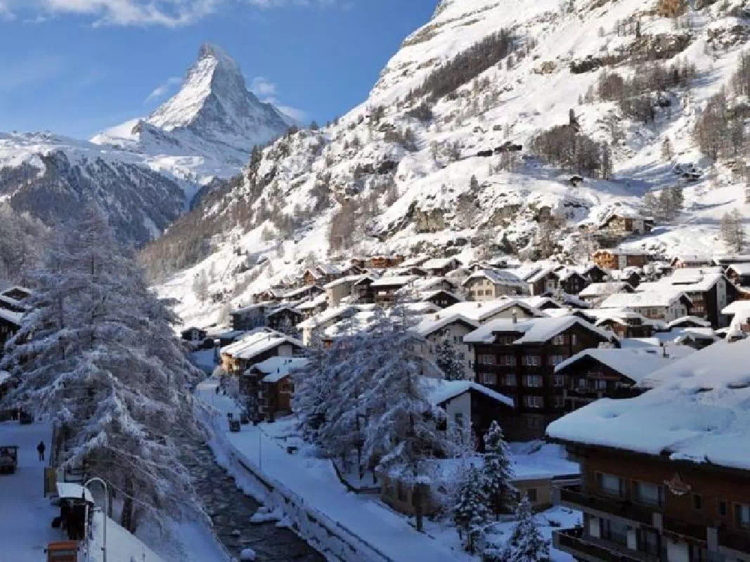 Zermatt, St. Moritz and Lugano 4-Day Tour with Glacier and Bernina Express