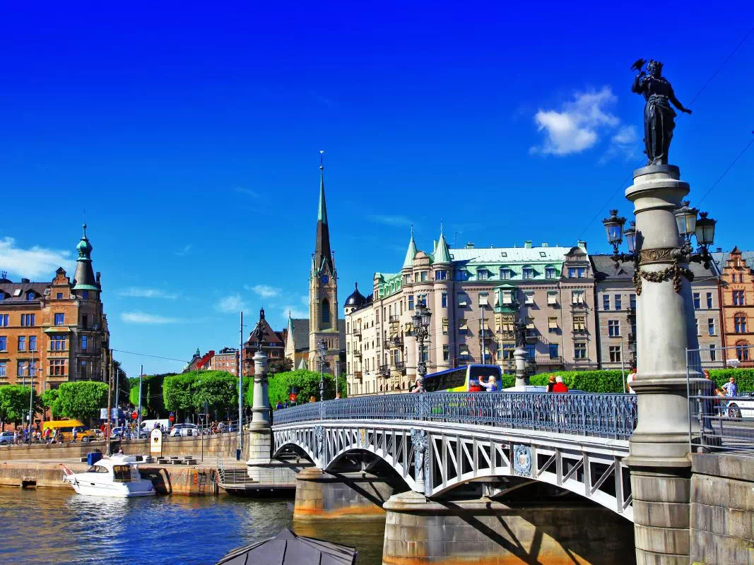 Stockholm Panoramic Non-Stop Sightseeing Bus Tour with Audio Guide
